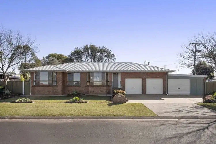 15 Barooga Court, Wilsonton Heights QLD 4350