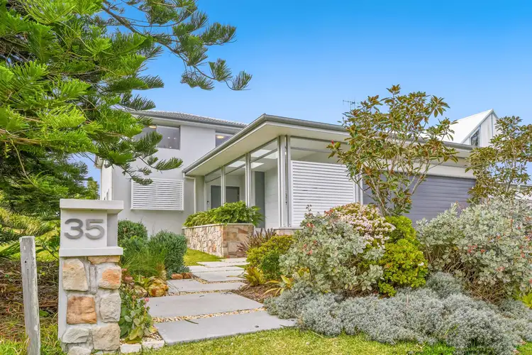 35 Jubilee Parade, Diamond Beach NSW 2430