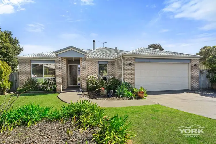 52 Stratford Drive, Wyreema QLD 4352