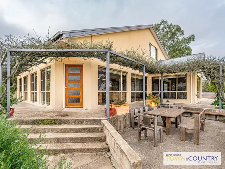 4 Amber Close, Armidale NSW 2350