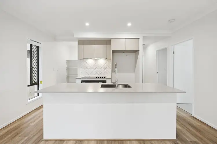 30 Walker Avenue, Belivah QLD 4207