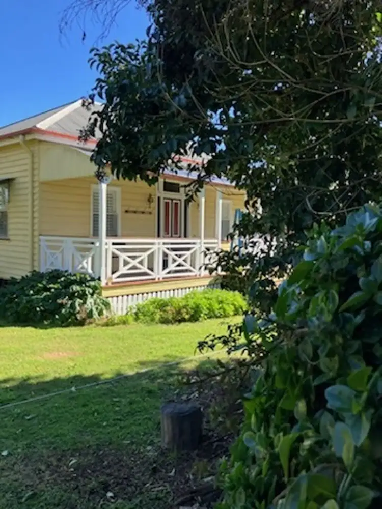 9618 New England Highway, Geham QLD 4352