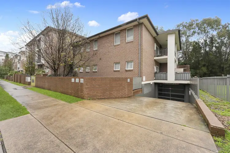11/37-45 Brickworks Drive, Holroyd NSW 2142