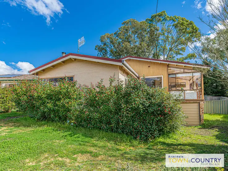 19 Jubilee Road, Armidale NSW 2350