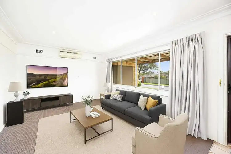 71 ELIZABETH CRESCENT, Kingswood NSW 2747