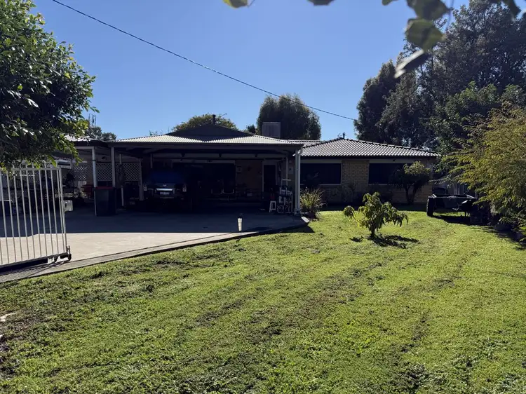 2 Warrina Crescent, Moree NSW 2400