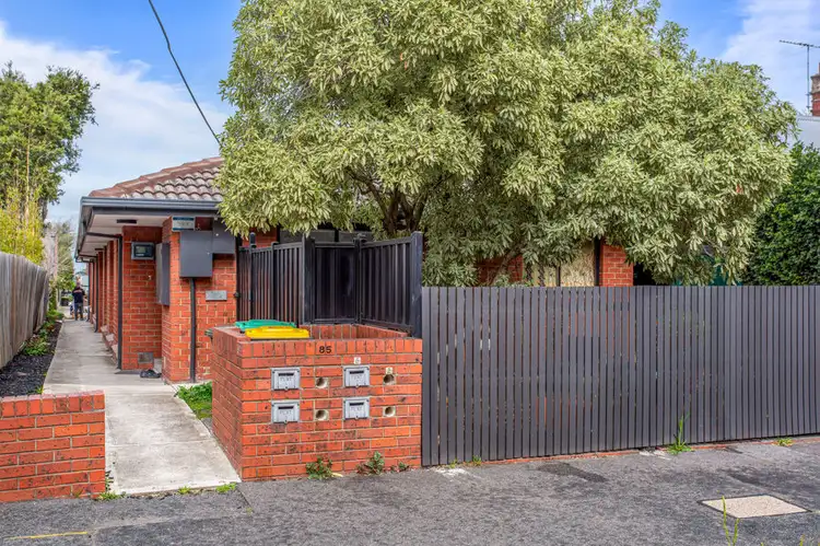 2/85 Tinning Street, Brunswick VIC 3056