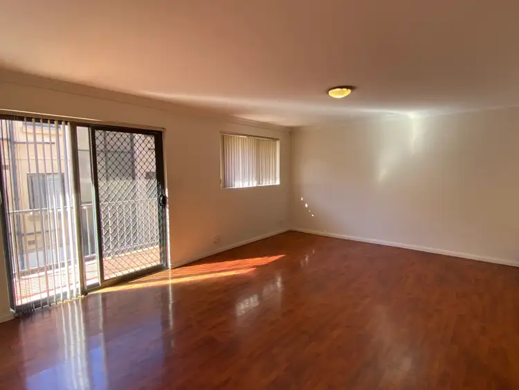 5/105 Castlereagh St, Liverpool NSW 2170