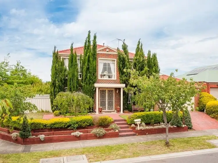 1 Cherry Blossom Close, Craigieburn VIC 3064