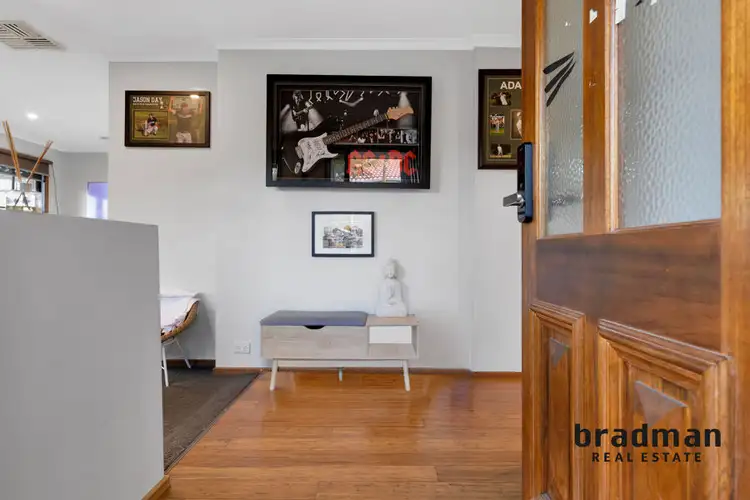 Second view of Homely house listing, 6 Penarth Court, Craigieburn VIC 3064