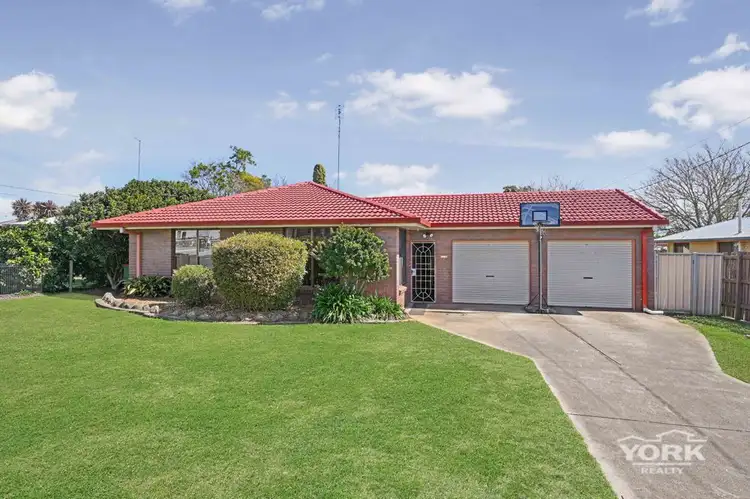 11 Batten Court, Wilsonton QLD 4350