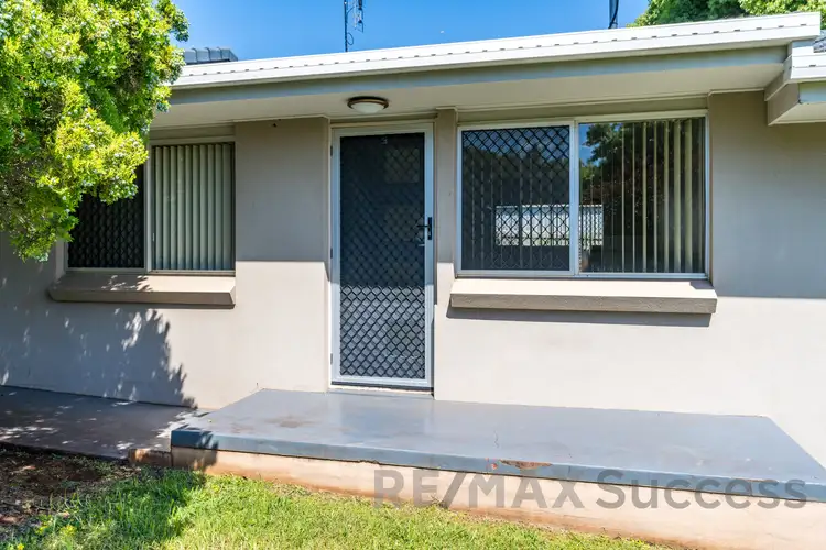 2/1 Seaton Street, South Toowoomba QLD 4350