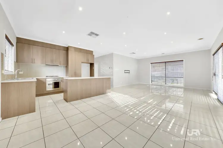 Fourth view of Homely house listing, 3 Hibernia Place, Craigieburn VIC 3064