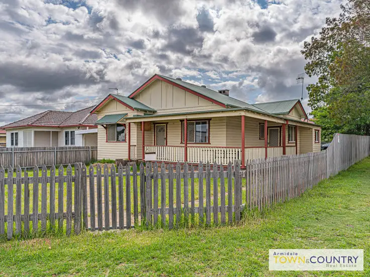 121 Taylor Street, Armidale NSW 2350