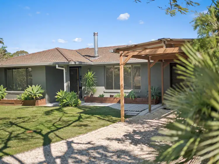 4 Spruce Place, Sandy Beach NSW 2456