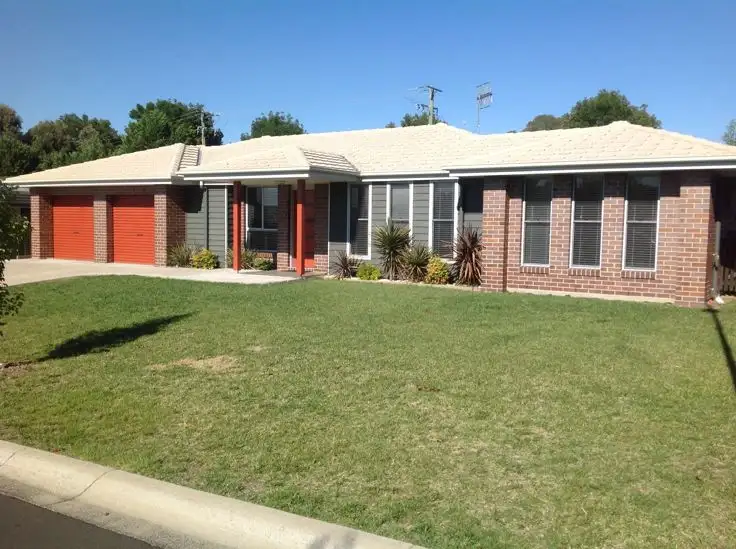 9 Albion  close