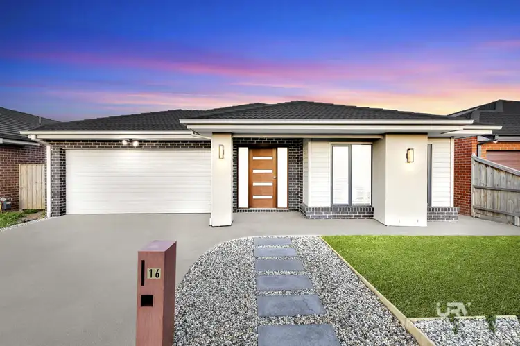 16 Valere Street, Mickleham VIC 3064