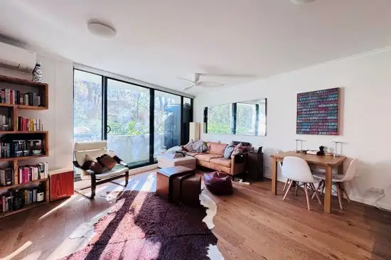 201/221 Sydney Park Roadhttps://www.my.renet.com.au/listings/listings.edit.php?edit=text&text=edit.internet&, Erskineville NSW 2043