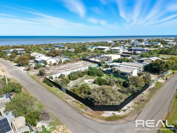 28 Sandpiper Drive, Thompson Beach SA 5501