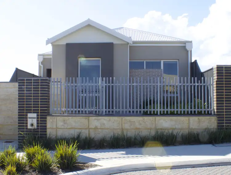 3 Cosmia Gr, Jindalee WA 6036