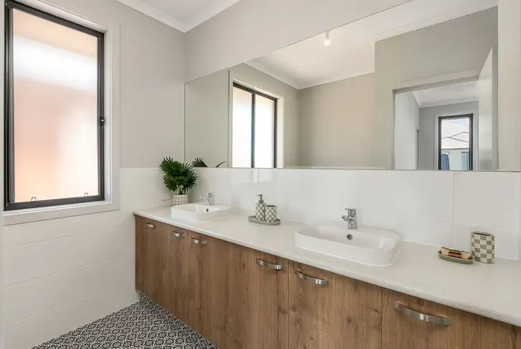 Fourth view of Homely house listing, 10 Grazier Street, Murray Bridge SA 5253