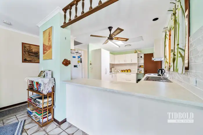 Seventh view of Homely house listing, 2 Michelle Place, Victoria Point QLD 4165