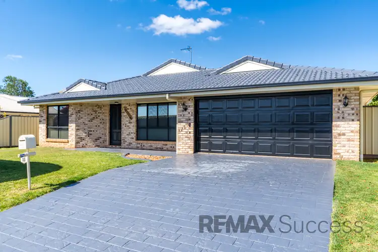 10 Paulene Crescent, Kearneys Spring QLD 4350