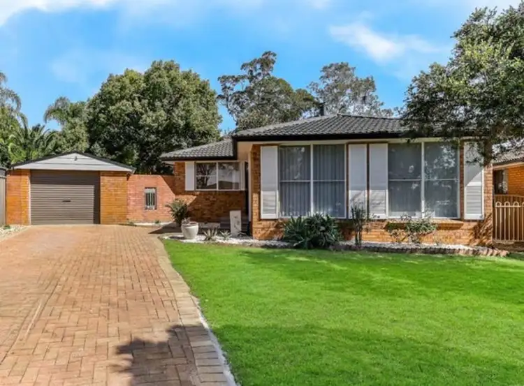 3 Allen Place, Minto NSW 2566