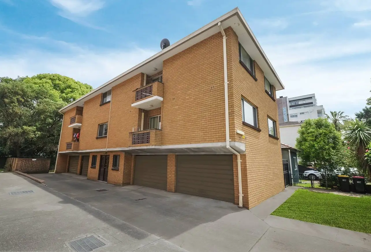 Main view of Homely unit listing, 4/79 Castlereagh St, Liverpool NSW 2170