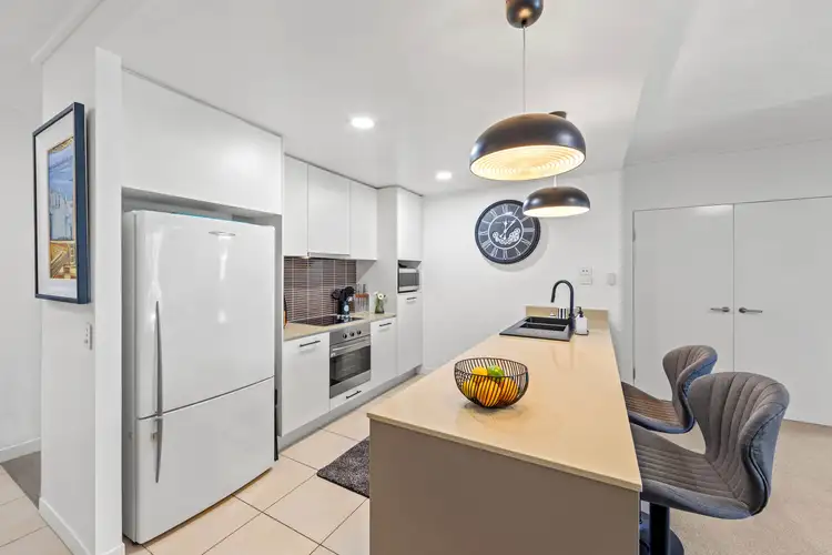 624/66 Sickle Avenue, Hope Island QLD 4212