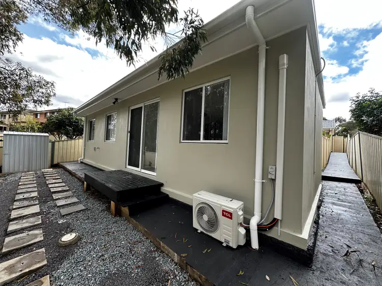 141A Kendall Dr, Casula NSW 2170