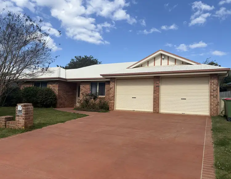 17 Ravenscourt Street, Centenary Heights QLD 4350