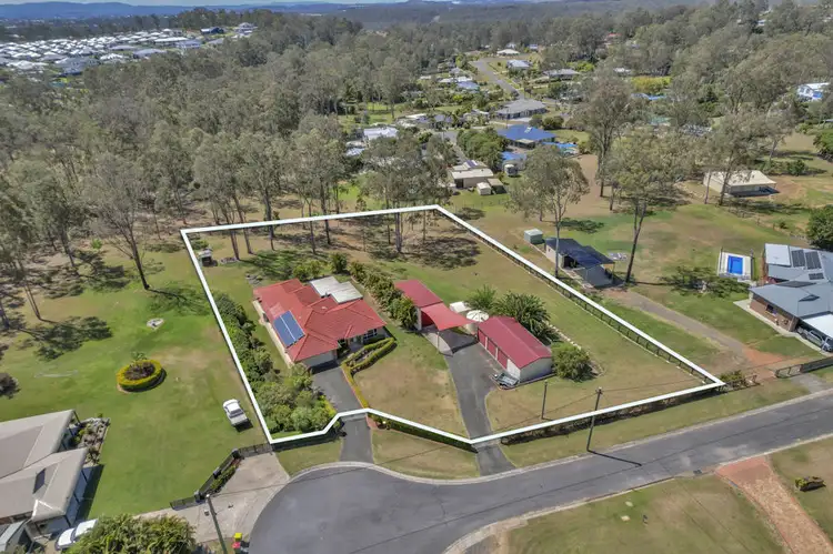 33-35 Eastfield Court, Deebing Heights QLD 4306