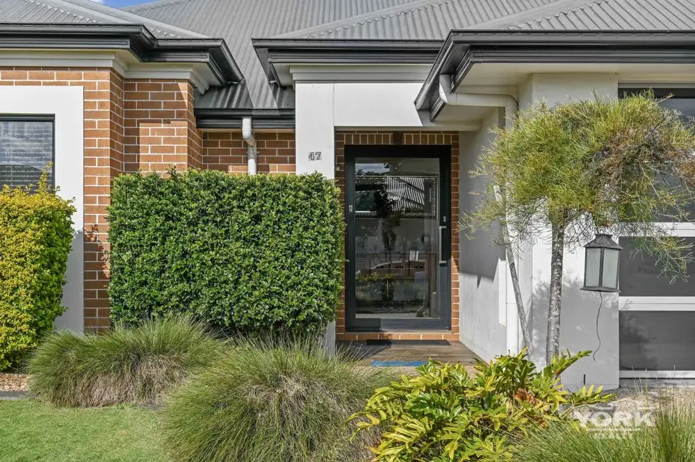 Main view of Homely house listing, 47 Calypso Crescent, Middle Ridge QLD 4350