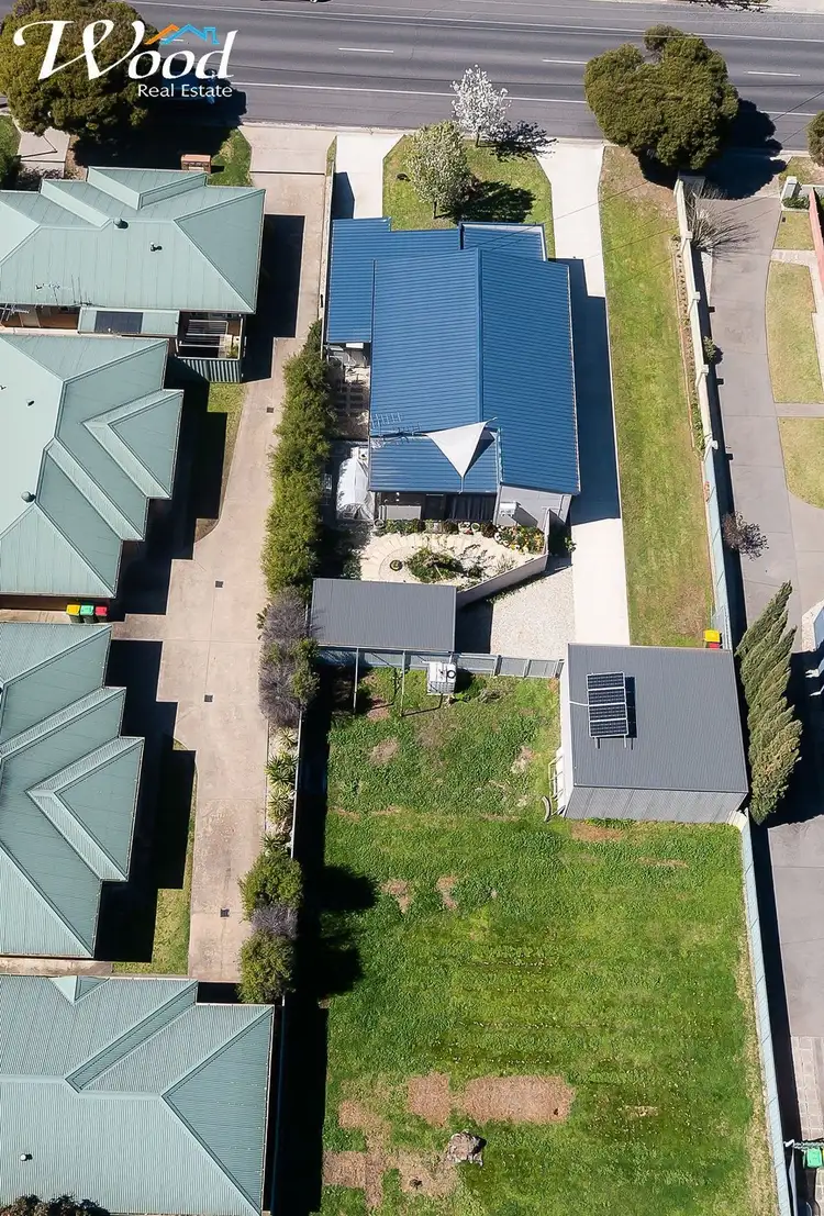 Third view of Homely block of units listing, 1-2/429 Prune St,, Lavington NSW 2641
