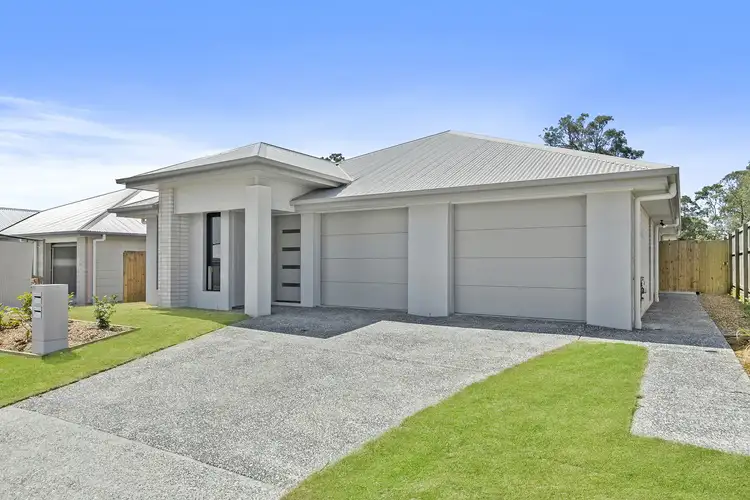 2/27 Tranquility Boulevard, Morayfield QLD 4506