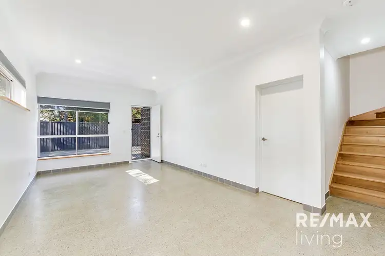 2/69 Lower King Street