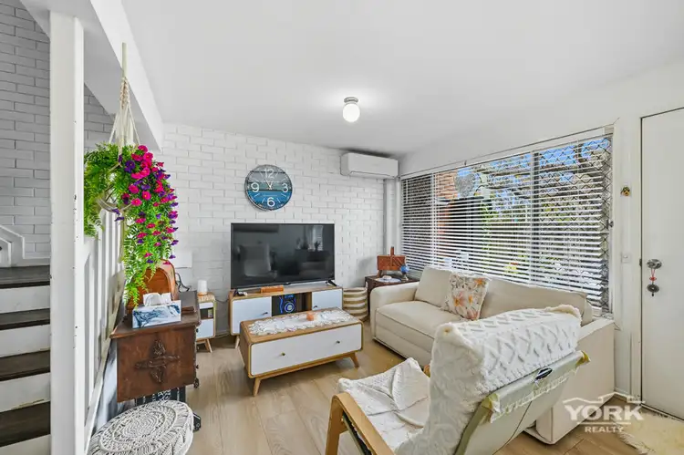 3/177A West Street, Newtown QLD 4350