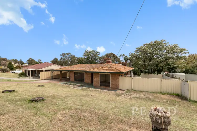 20 Onyx Road, Mount Richon WA 6112