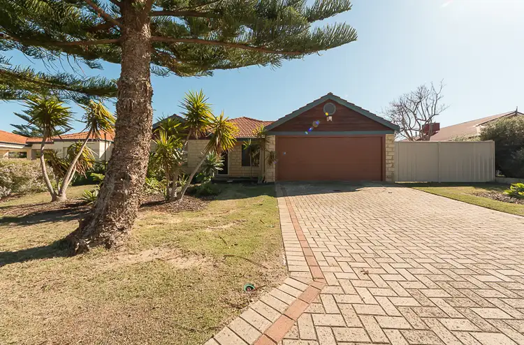 3 Formia Pl, Secret Harbour WA 6173