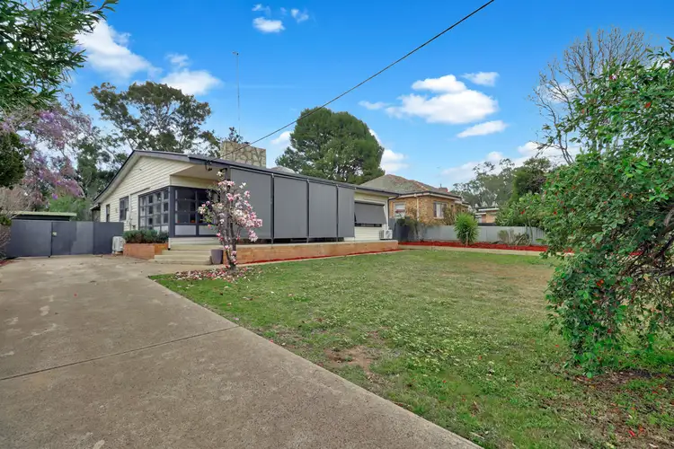 372 Victoria Street, Deniliquin NSW 2710