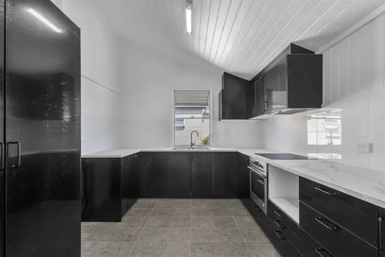 76 Armstrong Road, Cannon Hill QLD 4170