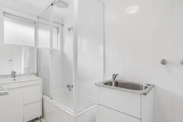 Fourth view of Homely unit listing, 5/4 Dalgety Street, Brunswick West VIC 3055