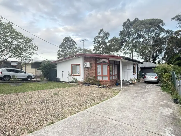 6 Naranghi Street, Busby NSW 2168