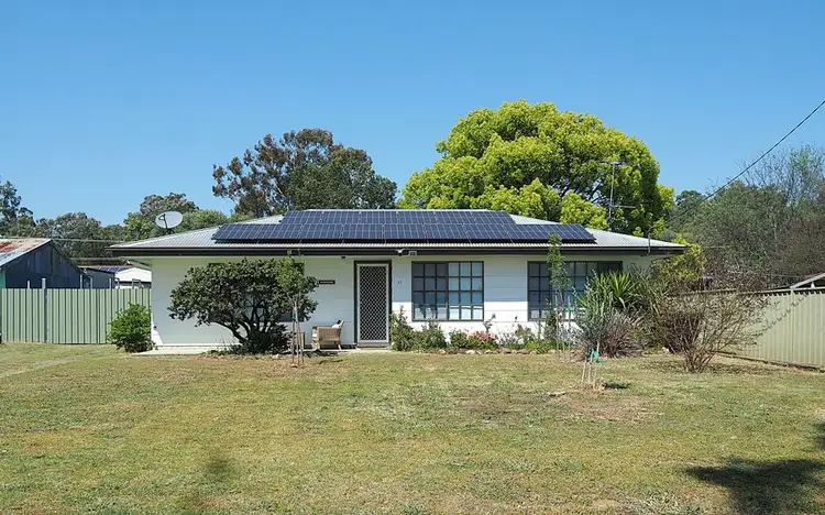 27 Stewart Avenue, Warialda NSW 2402