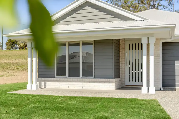14 Birdwing Court, Withcott QLD 4352