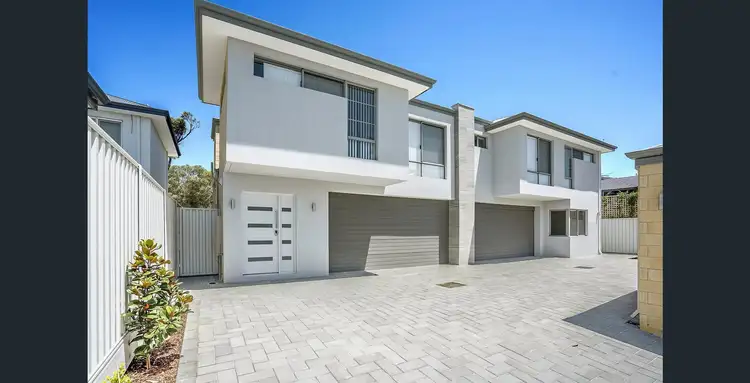 8D Wilton Pl, Scarborough WA 6019