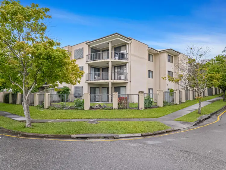 Second view of Homely apartment listing, 19/6 Omeo street, Macgregor QLD 4109