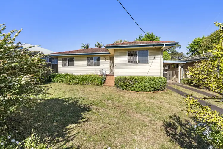 4 Farr Street, Kearneys Spring QLD 4350
