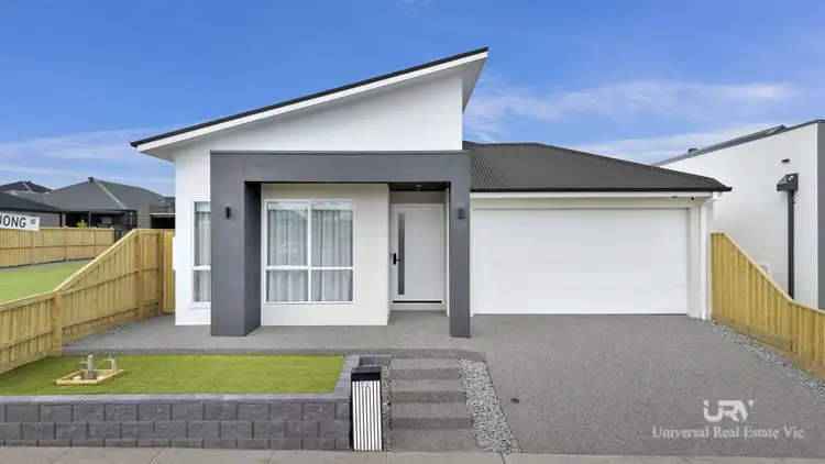 11 Kurrajong Rd, Mickleham VIC 3064